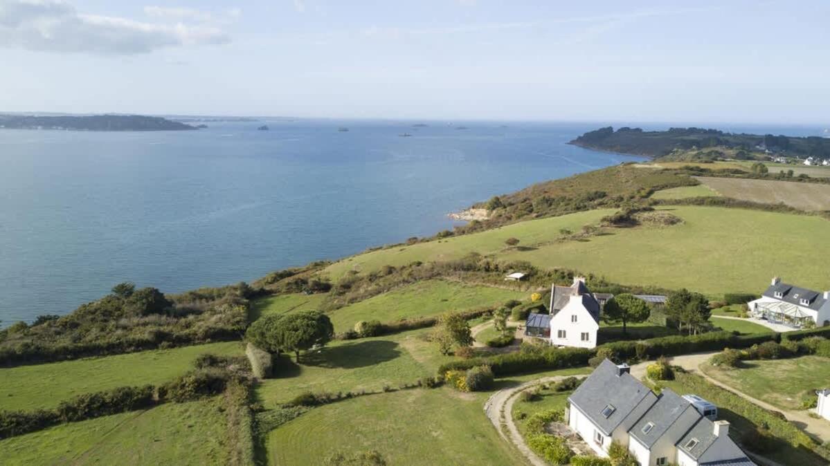 Plouézocʼh Kermartin - Maison De Famille Avec Vue Sur La Baie De Morlaix מראה חיצוני תמונה