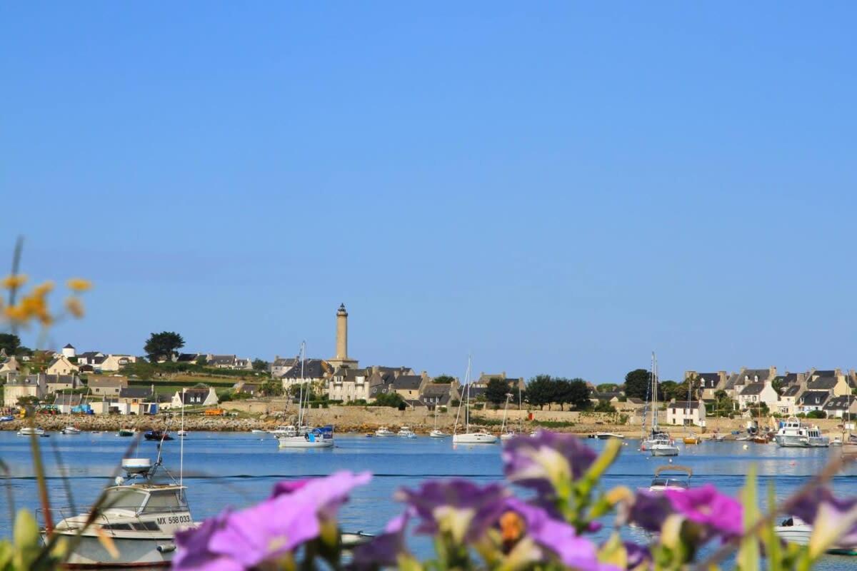 Plouézocʼh Kermartin - Maison De Famille Avec Vue Sur La Baie De Morlaix מראה חיצוני תמונה